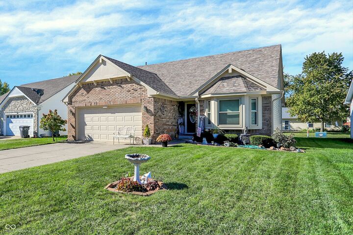 Property Photo:  1116 Sherman Drive  IN 46143 