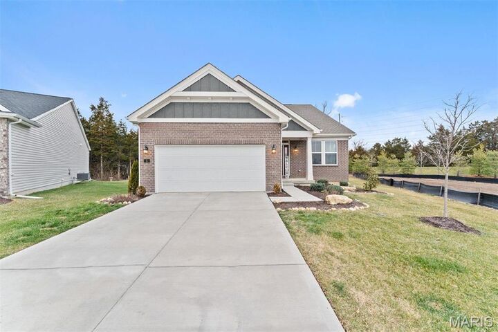 Property Photo:  5 Spinney Bough Court  MO 63385 
