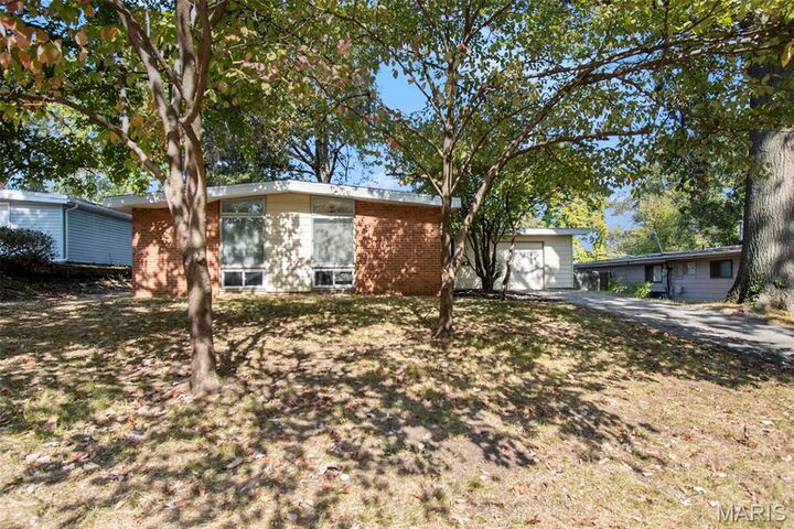 Property Photo:  13 Bayberry Lane  MO 63033