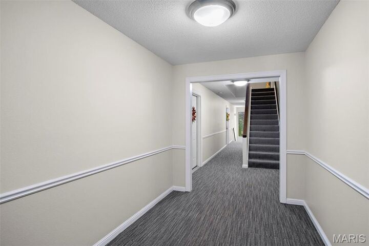 Property Photo: 2000 Trailcrest Lane 3 MO 63122