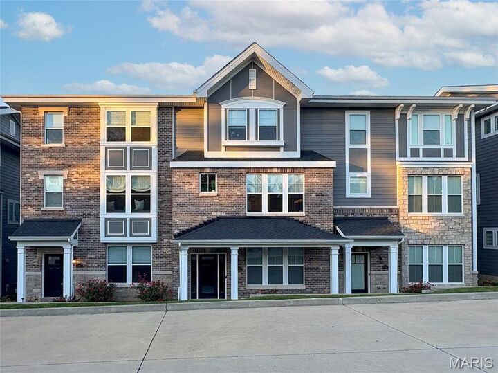 11255 Talamore Circle 13  St Louis MO 63131 photo
