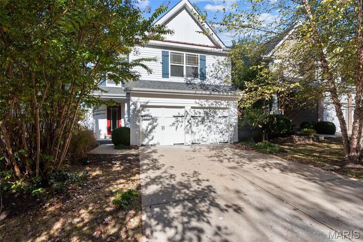 Property Photo:  427 Parkgate Drive  MO 63367