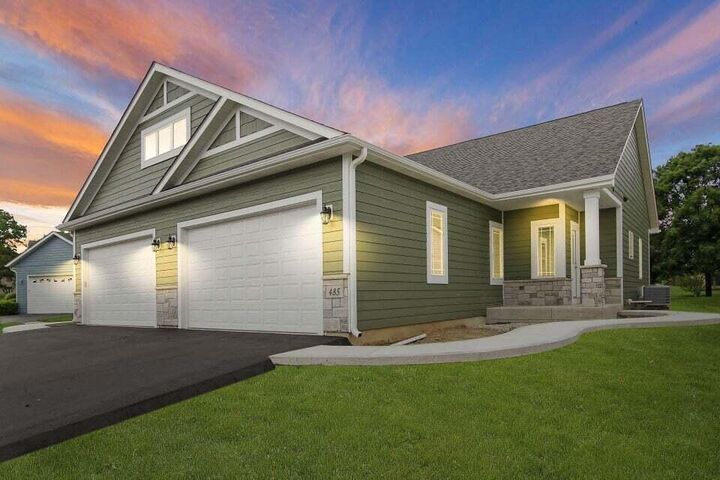 Property Photo:  610 Tindalls Nest -  WI 53181