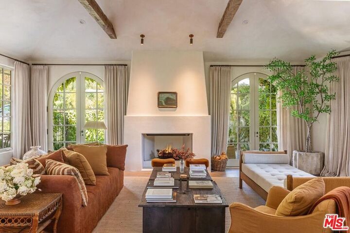 Property Photo:  20580 Natoma Estates Drive  CA 91364 