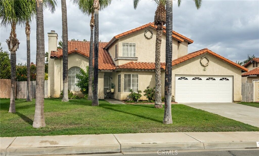 Property Photo:  1228 W Woodcrest Street  CA 92316
