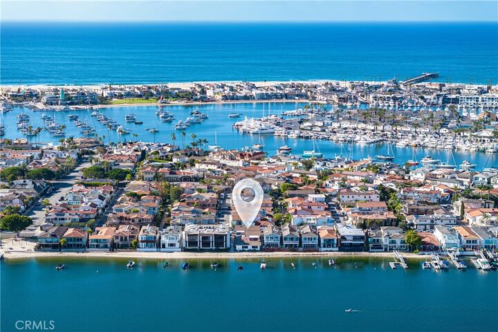 Property Photo:  318 Via Lido Nord  CA 92663 