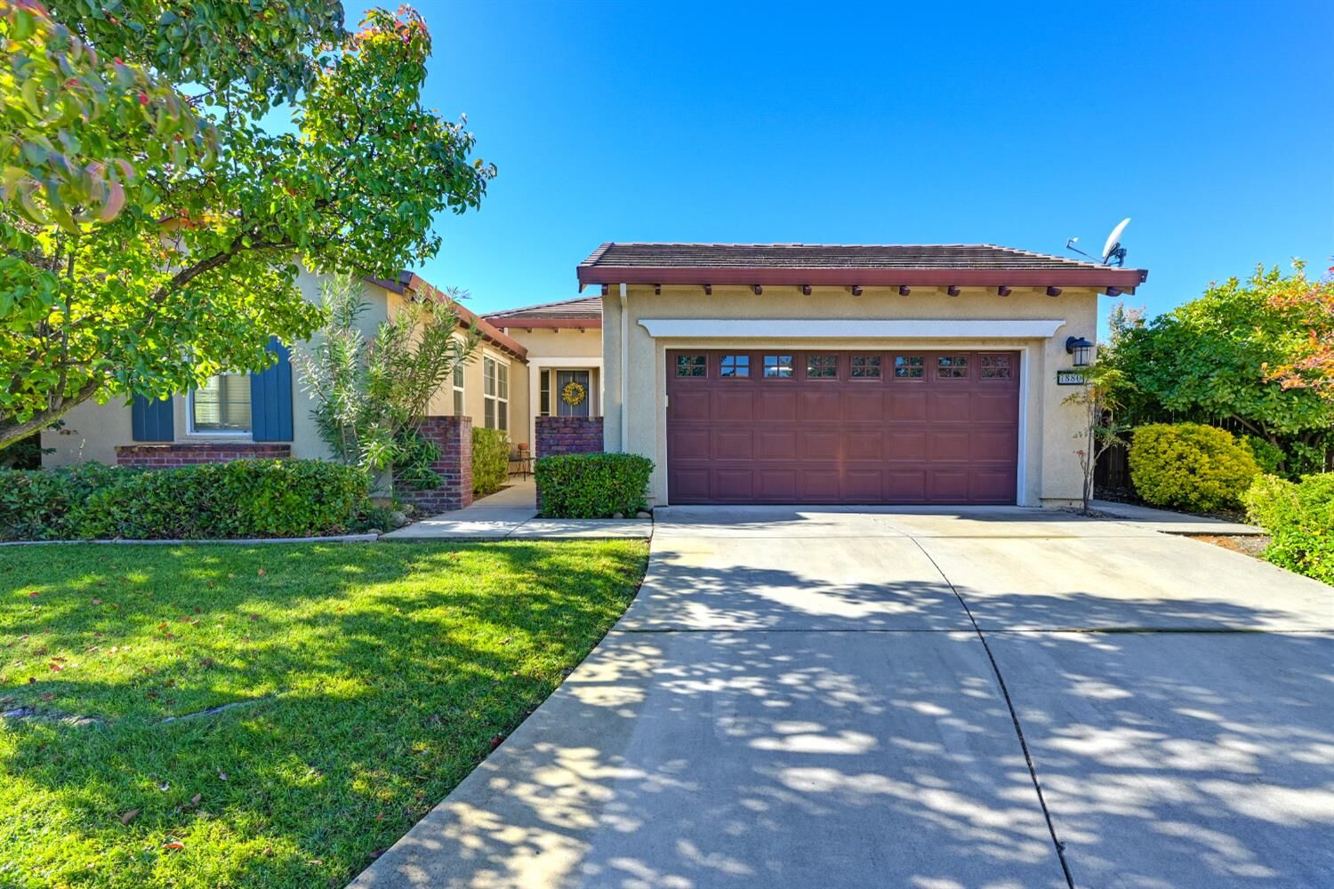 Property Photo:  1880 Stageline Circle  CA 95765
