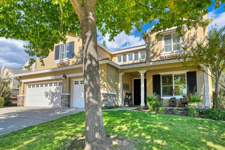 Property Photo:  3334 Hollow Oak Drive  CA 95762