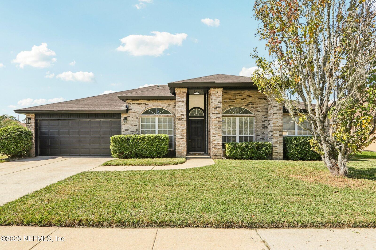 Property Photo:  3699 Juliet Leia Circle S  FL 32218