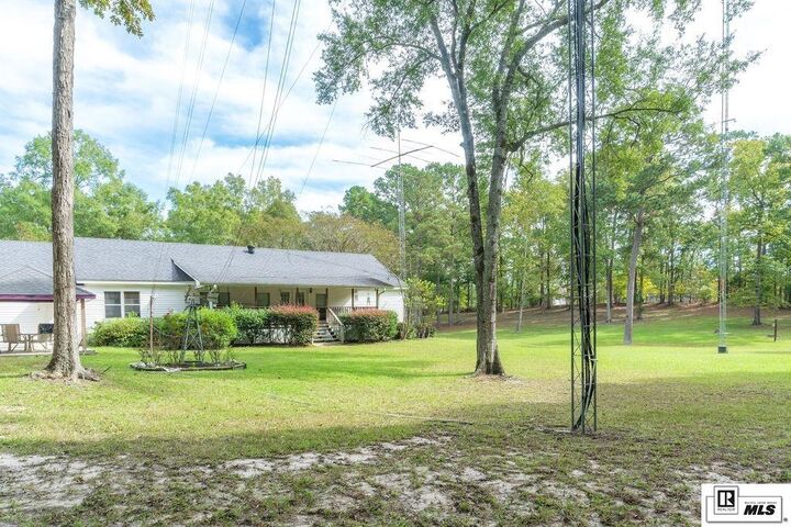 Property Photo: 159 Chapel Lane LA 71291