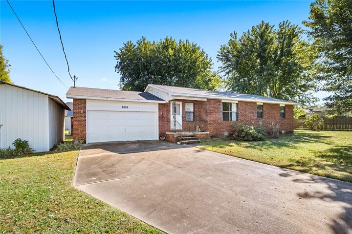 Property Photo:  2018 Hayden Road  AR 72751