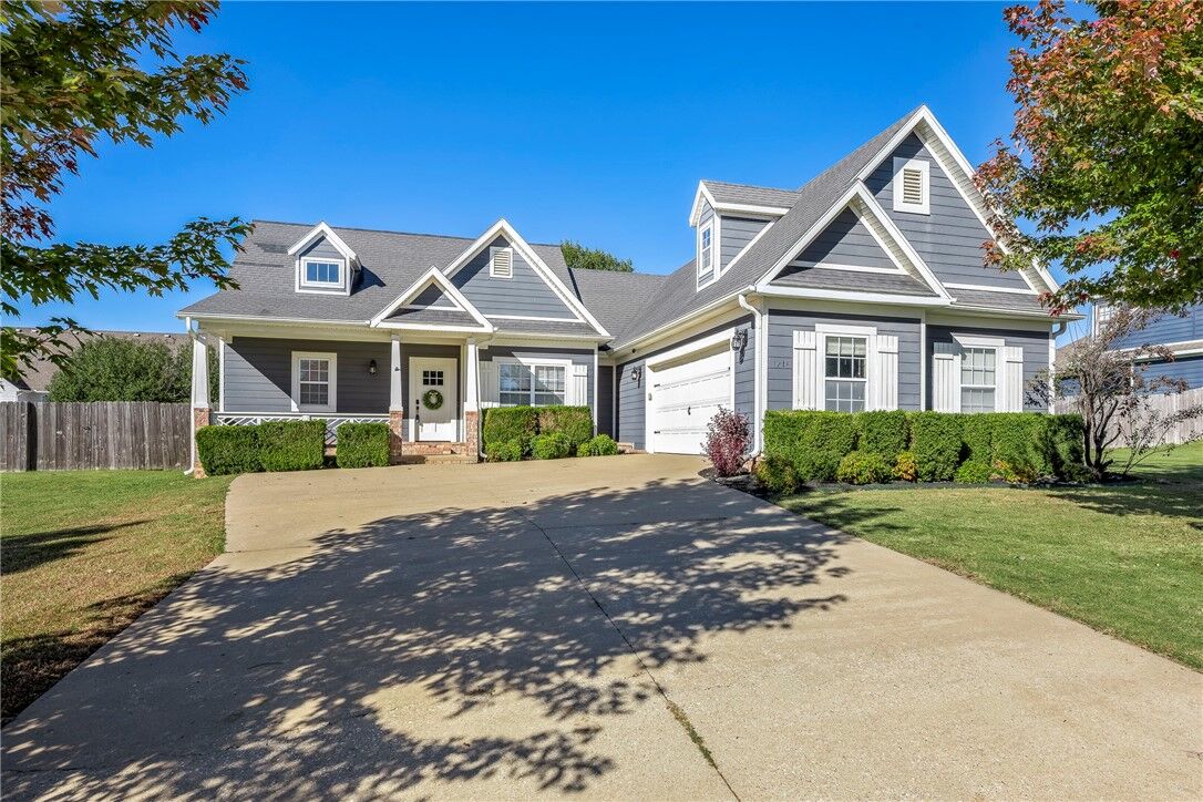 Property Photo:  1218 Chancery Lane  AR 72718