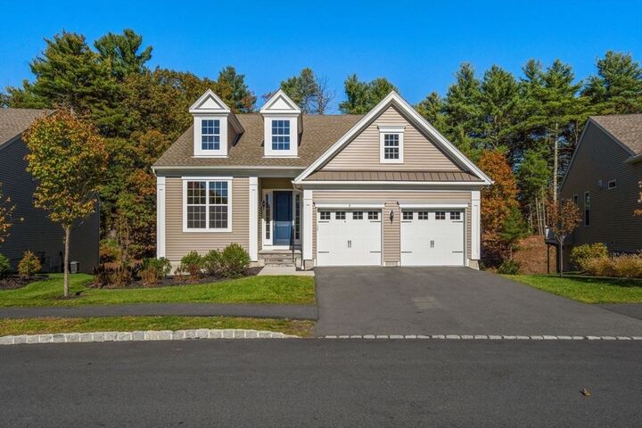3 Jameson Dr 3  Millis MA 02054 photo