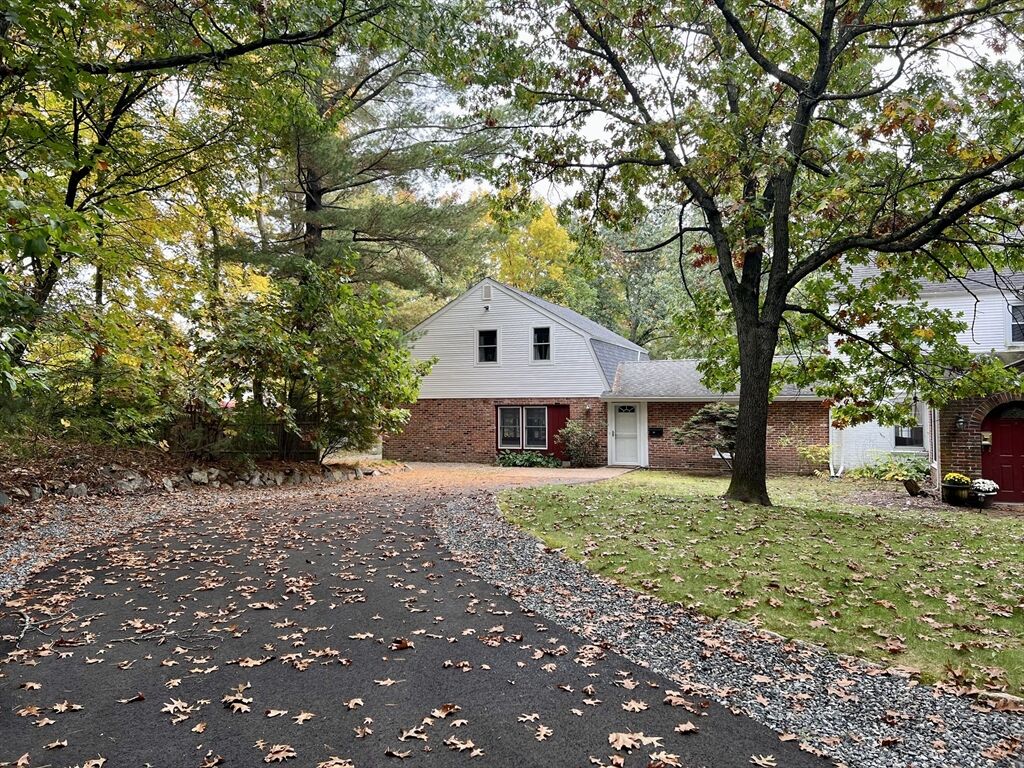 Property Photo: 46 Auburndale Ave 46 MA 02465
