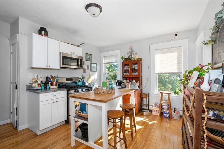 Property Photo: 2 Carlisle St MA 01602