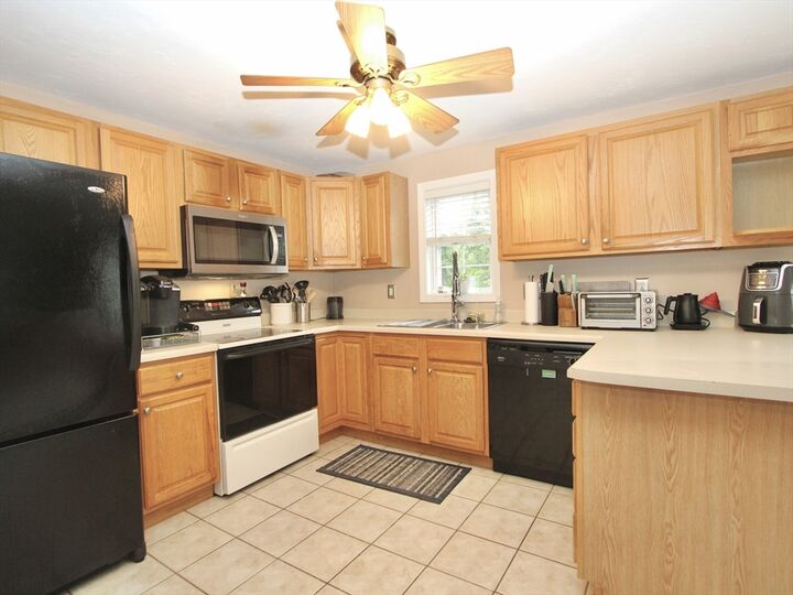 Property Photo:  11 Phoenix St  MA 01604 