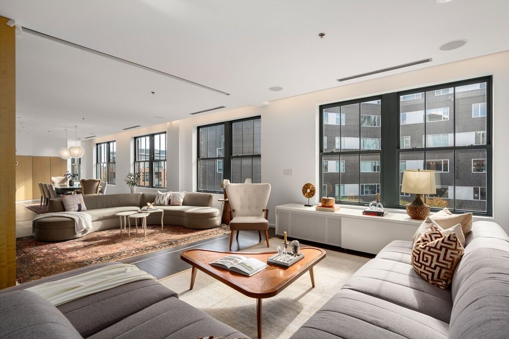 Property Photo:  9 W Broadway 618  MA 02127