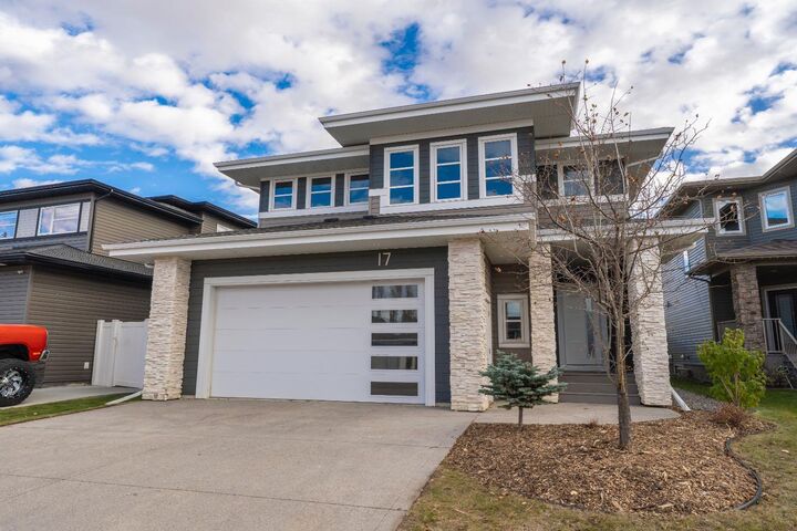 17 Lazaro Close  Red Deer AB T4R 0R6 photo