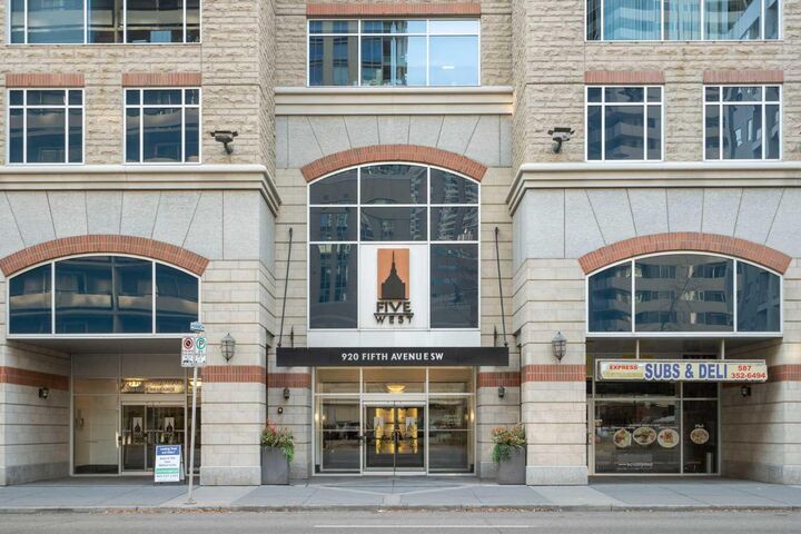 Photo de la propriété:  920 5 Avenue SW 1806  AB T2P 0C3