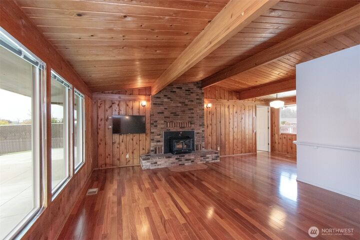 Property Photo:  432 N Govan Avenue  WA 98382