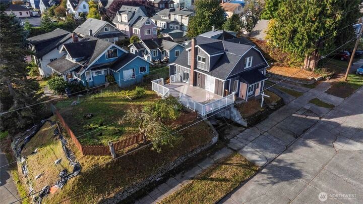 Property Photo:  1207  8th Street  WA 98337 