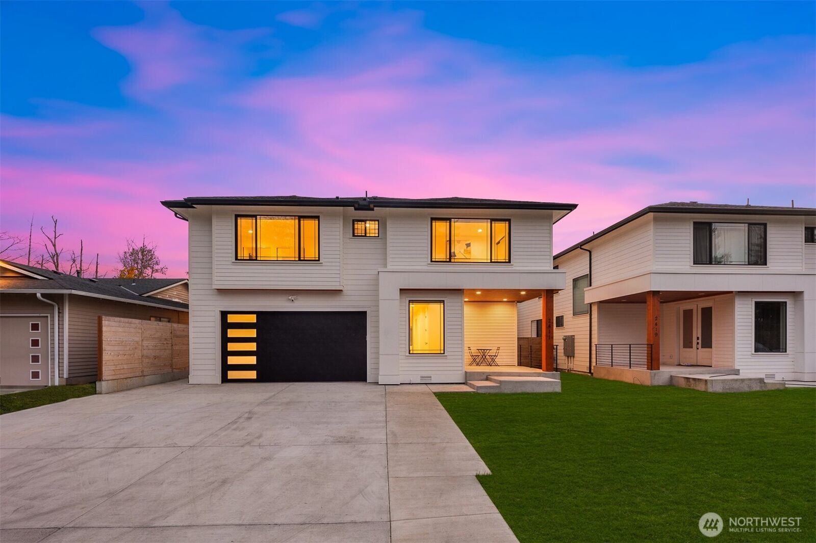 Property Photo: 2411 SW 346th Street WA 98023