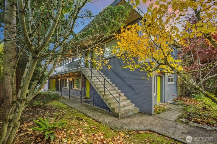 Property Photo:  5505 NE 65th Street  WA 98115 