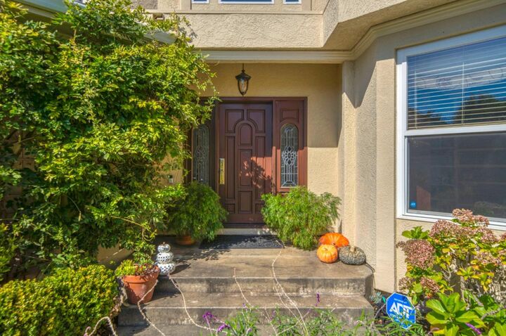 Property Photo:  181 Turnberry Road  CA 94019