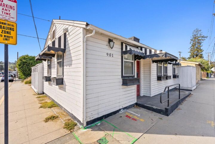 901 River Street  Santa Cruz CA 95060 photo