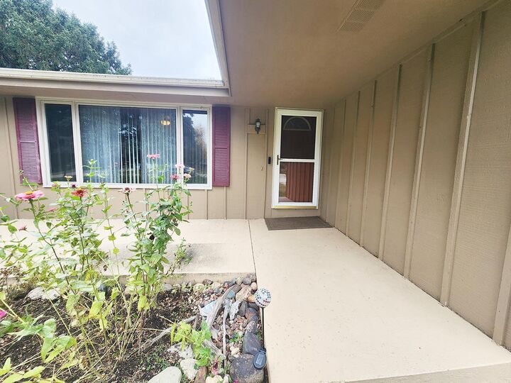 Property Photo: 5128 North Pleasant Hill Drive WI 53546