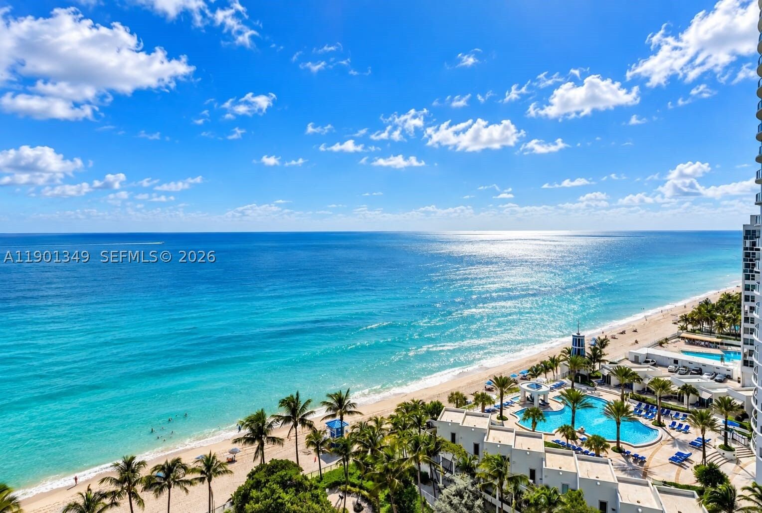 Property Photo: 3001 S Ocean Dr 1513 FL 33019