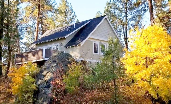 Property Photo: 828 E 8th Ave WA 99202