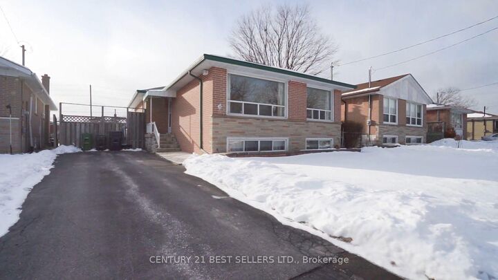 54 Milford Haven Drive  Toronto ON M1G 3C8 photo