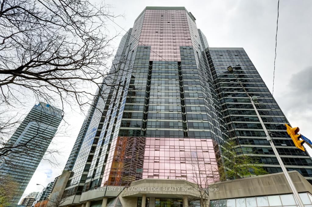 Photo de la propriété:  1001 Bay Street 811  ON M5S 3A6