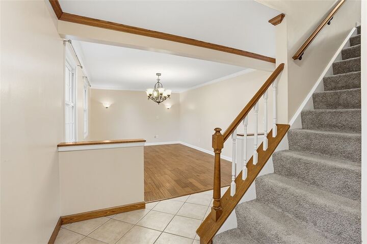 Property Photo:  147 Fox Run Rd  PA 16066