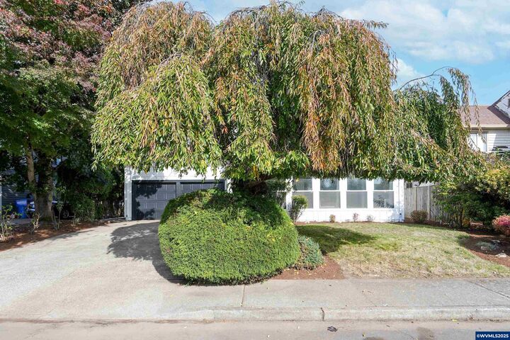 Property Photo:  2117 Dennis Ray Av NE  OR 97303