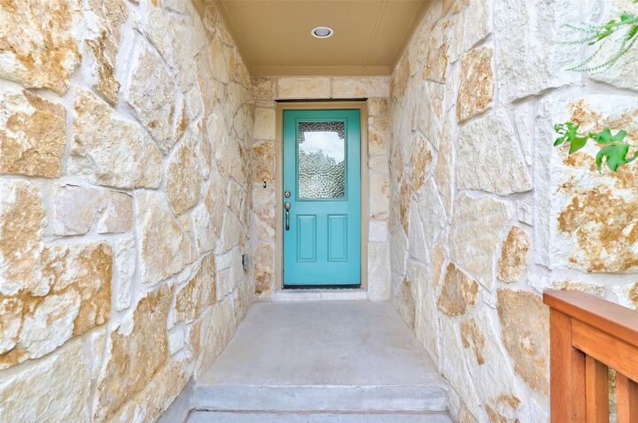 Property Photo:  2601 Winthrop Cove  TX 78645