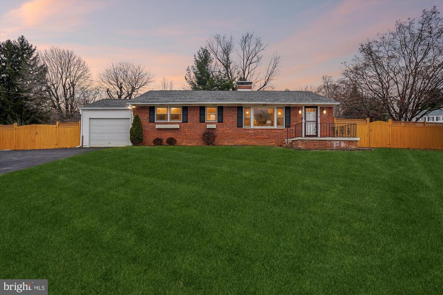 Property Photo: 5708 Lakeview Drive MD 21702