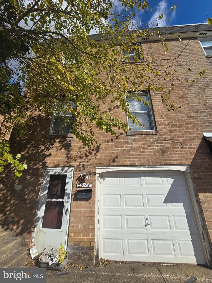 Property Photo:  2817 Walnut Hill Street A  PA 19152