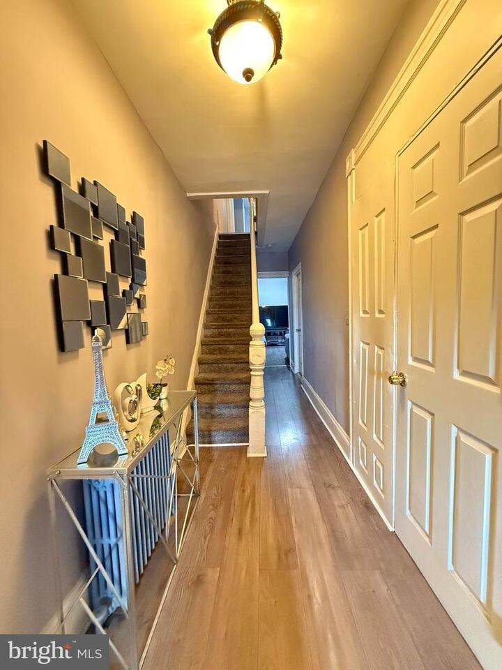 Property Photo:  162 Hamilton Avenue  NJ 08609