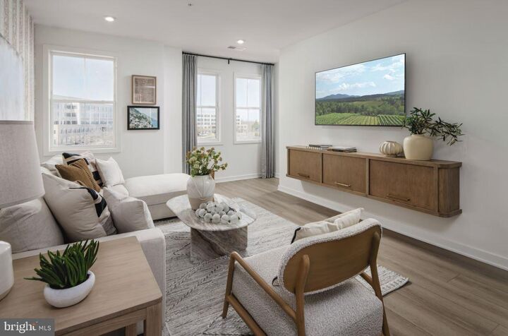 Property Photo:  14387 Glen Manor Drive  VA 20151 