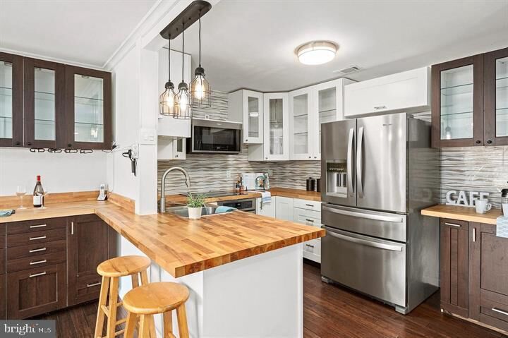 Property Photo:  1643 Fendall Court 60  MD 21114