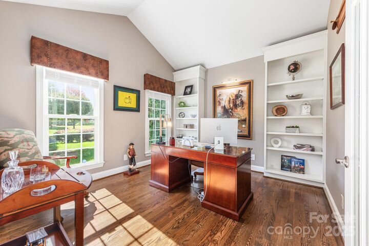 Property Photo:  7208 Versailles Lane 4  NC 28277