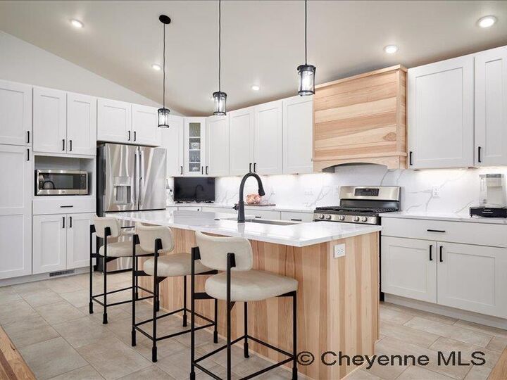 5801 Mica Bluff  Cheyenne WY 82009 photo