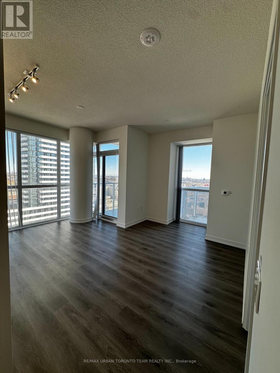 Property Photo: 225 Commerce Street 1202 ON L4K 0R1