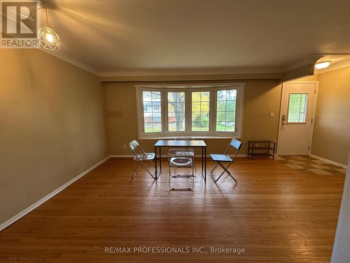 Property Photo:  183 Grove Park Drive  ON L7T 2H1 