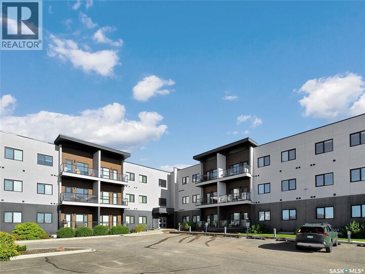 Property Photo:  112 545 Hassard Close  SK S7L 6V3