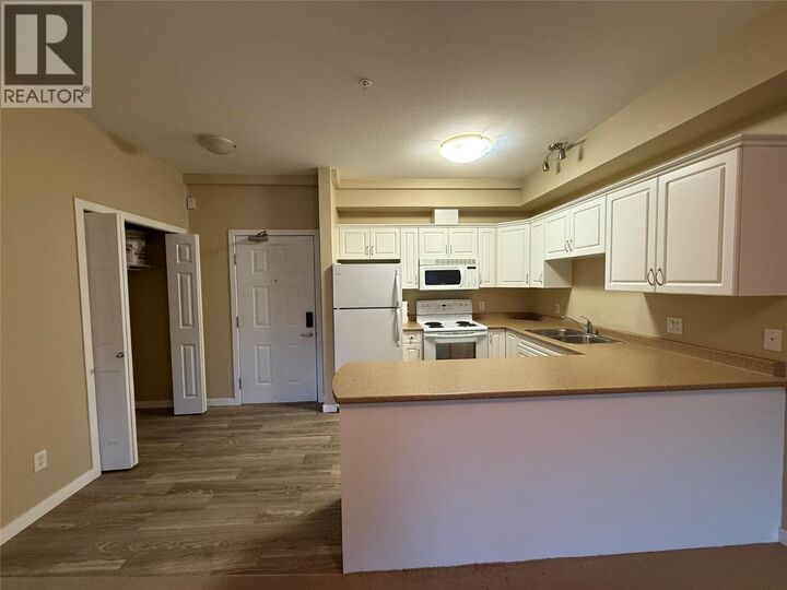 Property Photo:  778 Rutland Road North 203  BC V1X 8B3