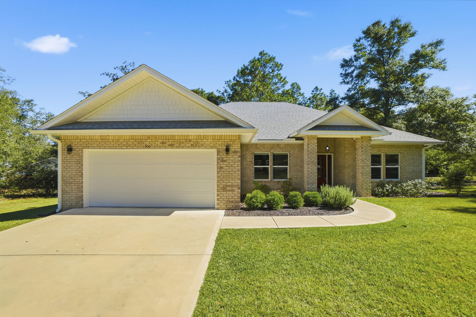 Property Photo:  100 Hidden Lakes Trail  FL 32433