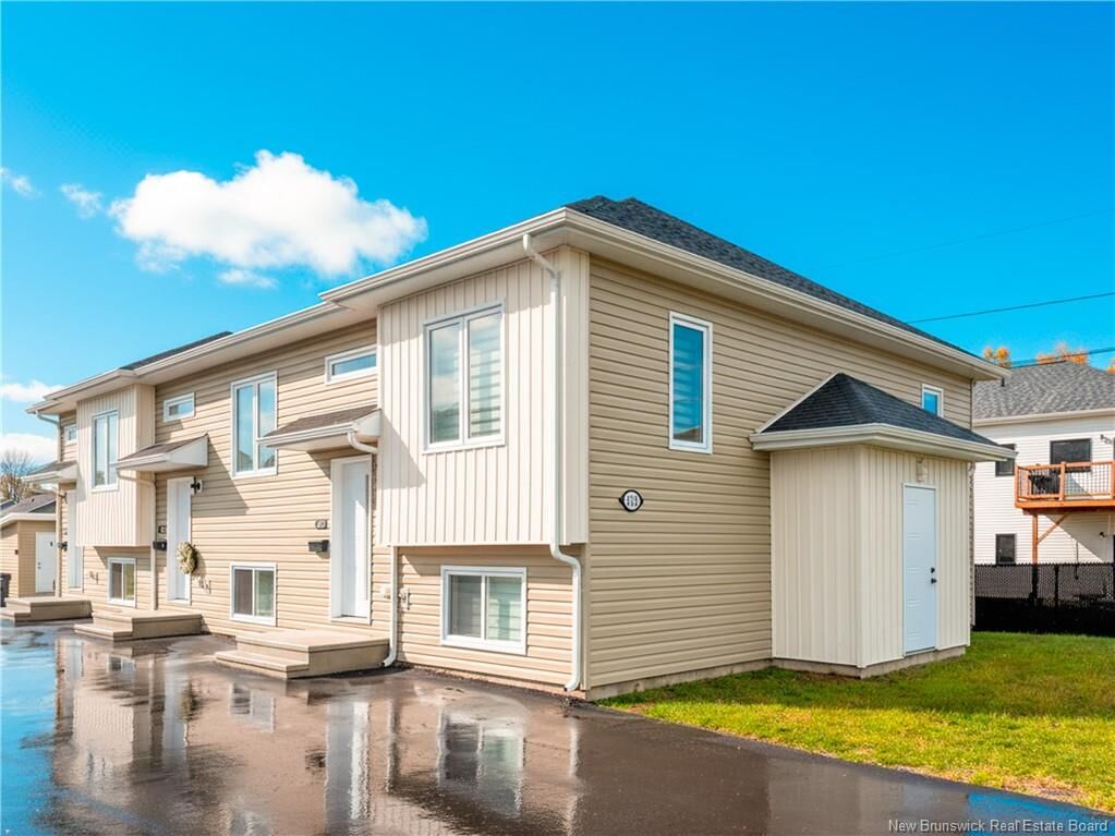Property Photo:  420 Neill Street  NB E3A 5T7
